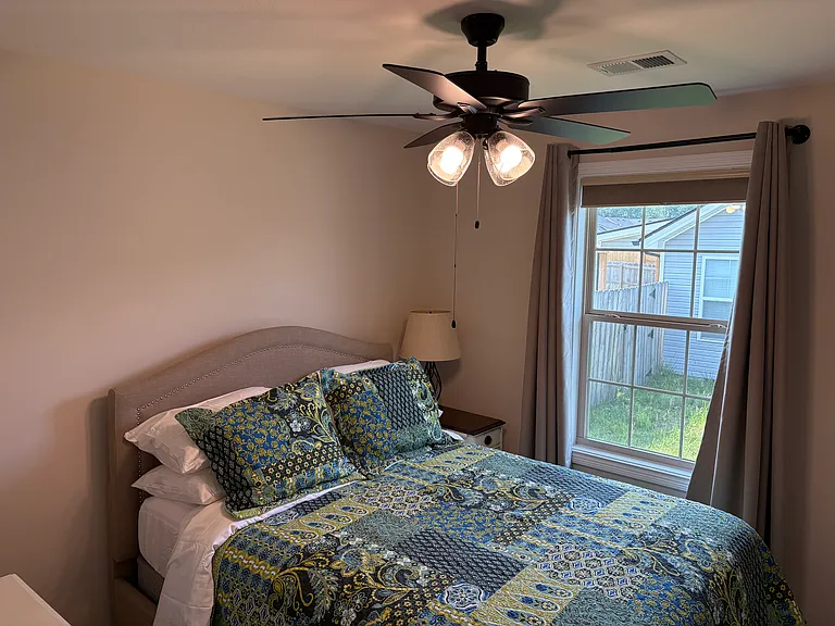 Fredrick Dr — Photo 15