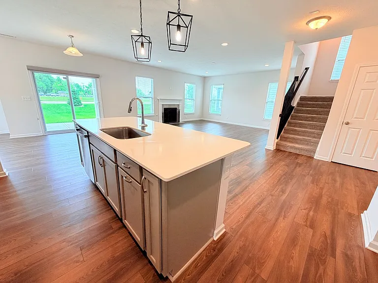 4030 Omaha Dr — Photo 13