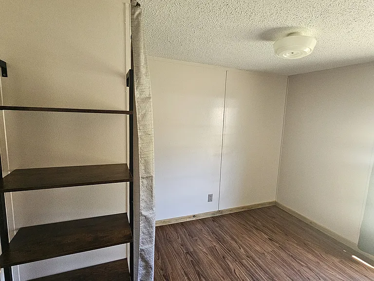 Red Plum Ln — Photo 14