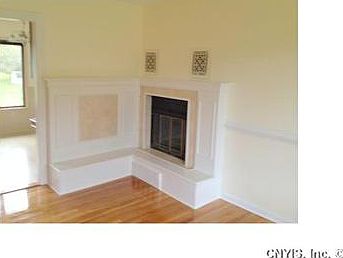 5th image of 101 Athens Ave