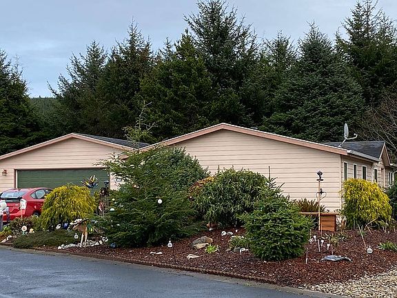 2nd image of 6020 NE Evergreen Ln