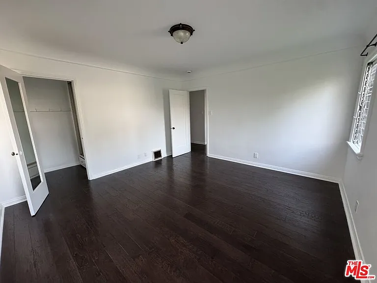 326 N La Jolla Ave — Photo 35