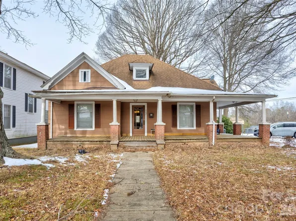 402 N Salisbury Ave, Spencer, NC 28159