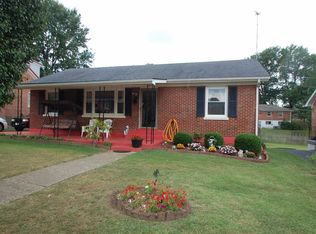 114 Greenwood St, Nicholasville, KY 40356