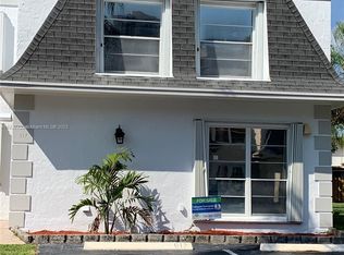 917 NE 27th Ave #917, Hallandale, FL 33009