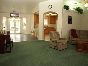 3rd image of 9635 Sunnywood Dr