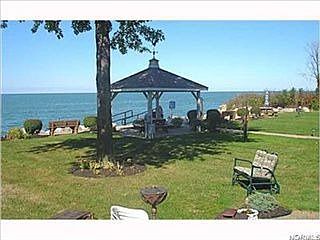 3rd image of 28 Sunset Cove Cir