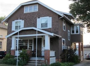 1526 Bunts Rd, Lakewood, OH 44107