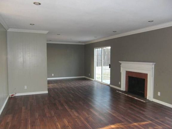 2nd image of 810 Lidford Ave