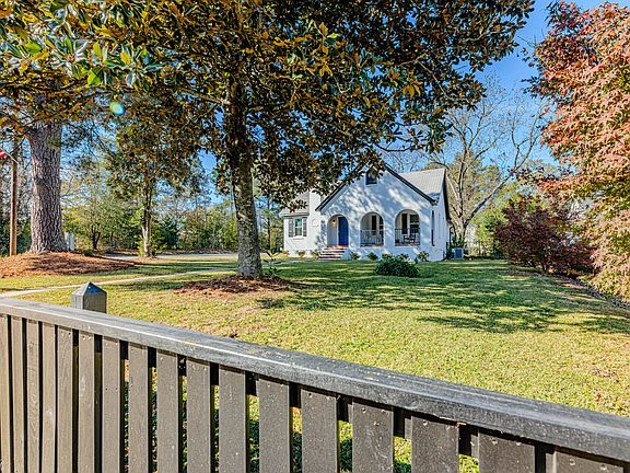 3rd image of 299 Milledge Road