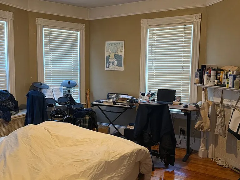 12 Oswald St #2 — Photo 9