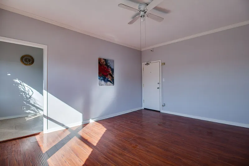 730 S Catalina St — Photo 3