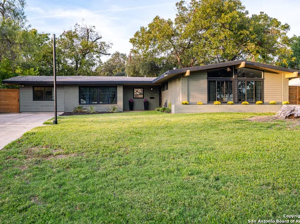127 Anne Lewis Dr, San Antonio, TX 78216