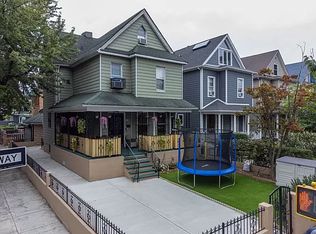 220 Beverly Rd, Brooklyn, NY 11218