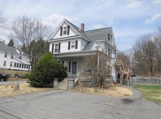1825 Lakeview Ave #1, Dracut, MA 01826