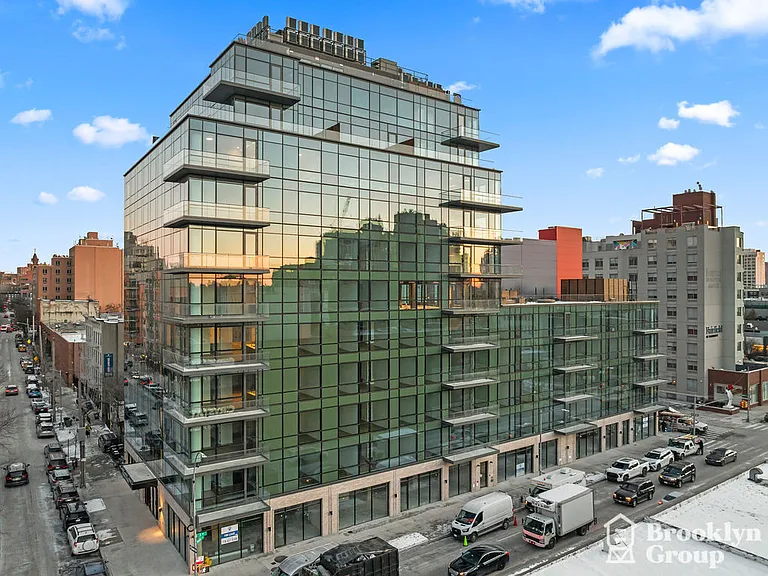 556 Baltic St #709 — Photo 36