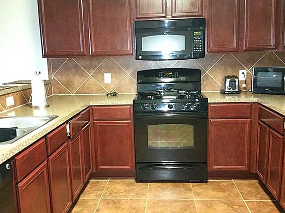 3rd image of 7223 Foxwood Fair Ln