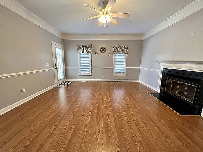102 Ashley Ct — Photo 31