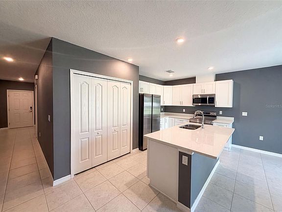 2nd image of 1443 GENERAL CUSTER AVENUE