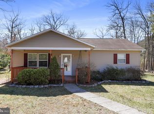 12538 Valley Rd, Berkeley Springs, WV 25411