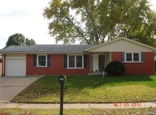 2090 Huntington Dr, Florissant, MO
