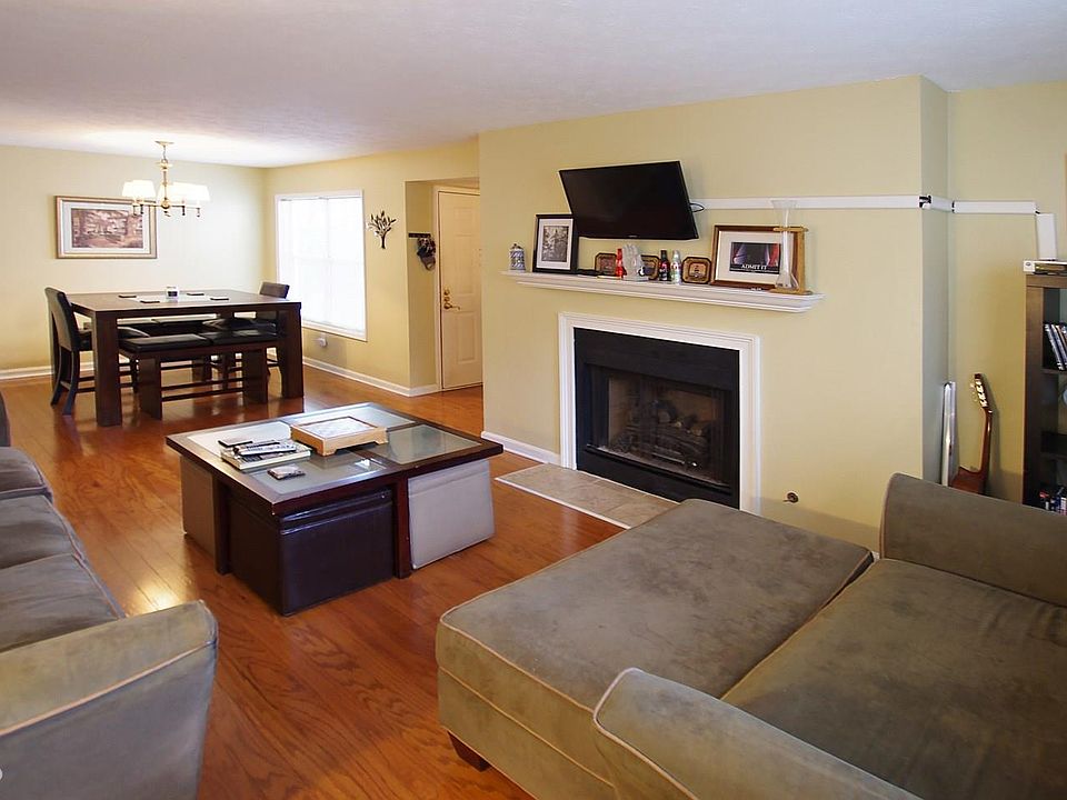 1st image of 513 Glenleaf Dr