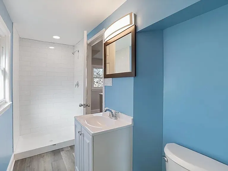 841 S Jackson St — Photo 20