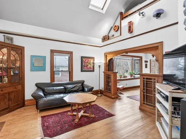 2115-2117 N Aldrich Ave N, Minneapolis, MN 55411