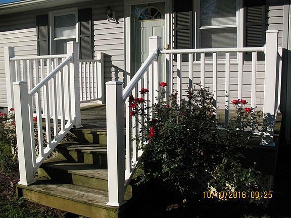 2nd image of 578 Massanutten Ave