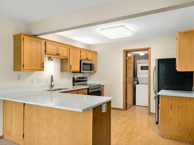 15264 Lesley Ln, Eden Prairie, MN, 55346