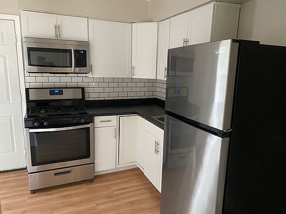 5th image of 3741 Brandon St #3745