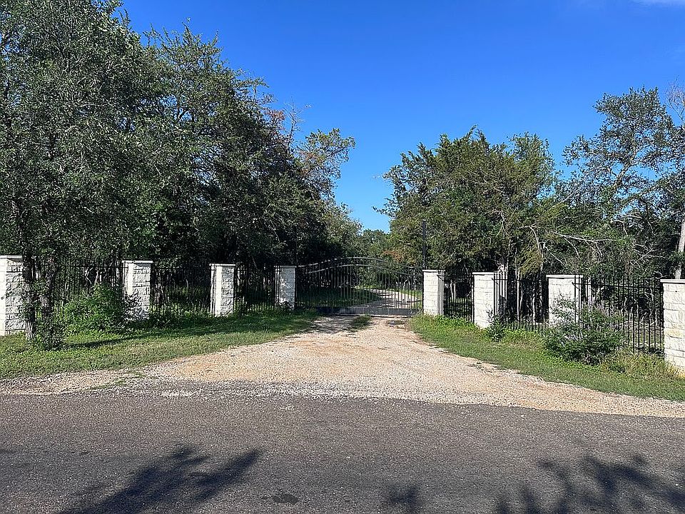 1st image of 336 Elm Forest Loop