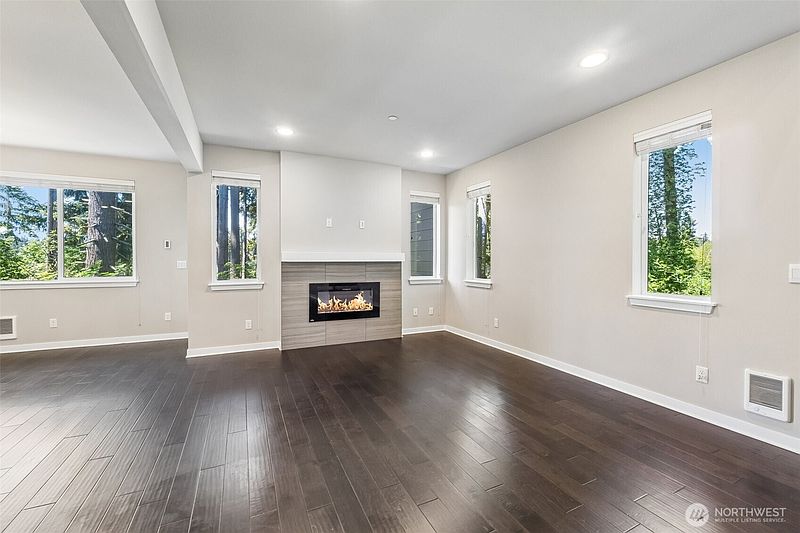 5th image of 1325 Seattle Hill Road #G5