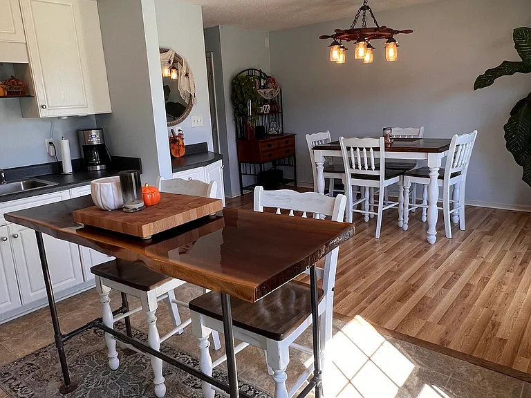4950 Deveron St #B — Photo 5
