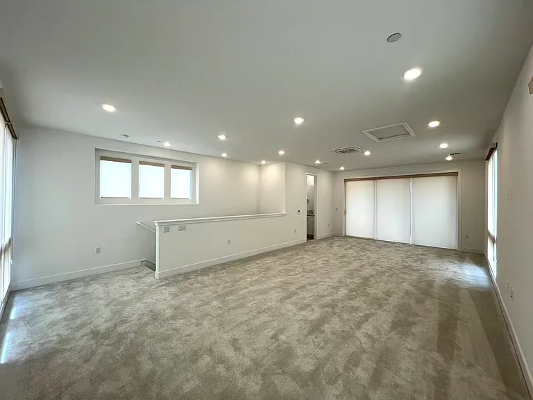 414 Clipper — Photo 22