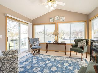 1439 Eagle Dr, Waconia, MN 55387