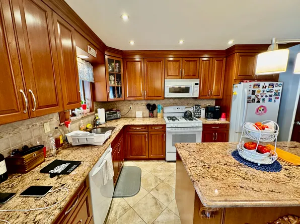 1525 85th Street image 7 of 27