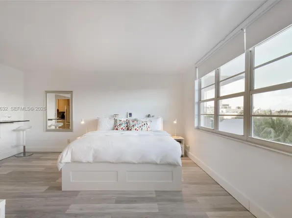 100 Lincoln Rd, Miami Beach, FL