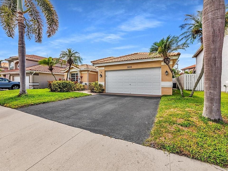 1st image of 1411 NW 129th Avenue