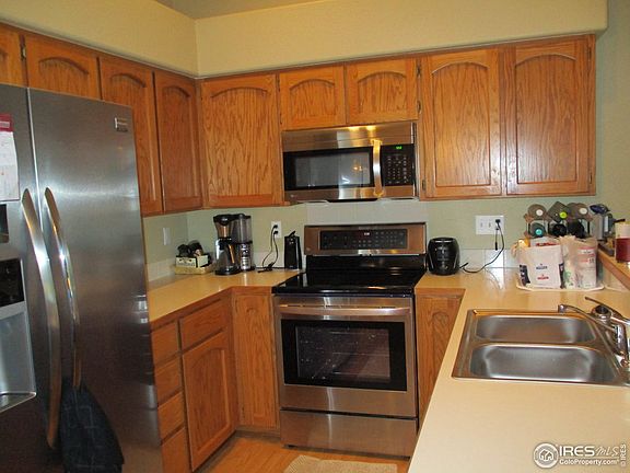5th image of 2505 49th Ave Unit 3