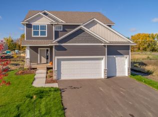 6767 Redwood Ave, Lino Lakes, MN 55038