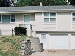 1859 S 122nd St, Omaha, NE 68144