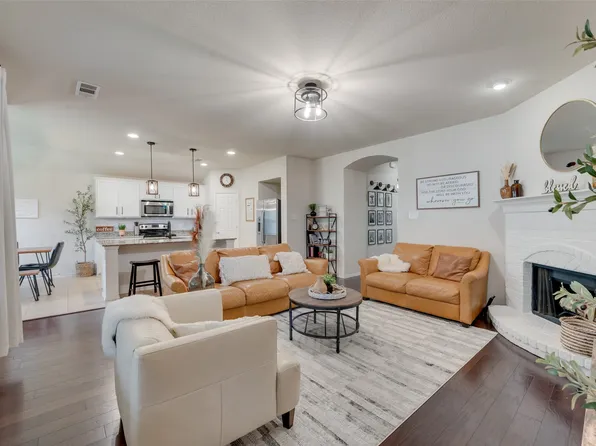 2106 Red River Rd, Forney, TX 75126