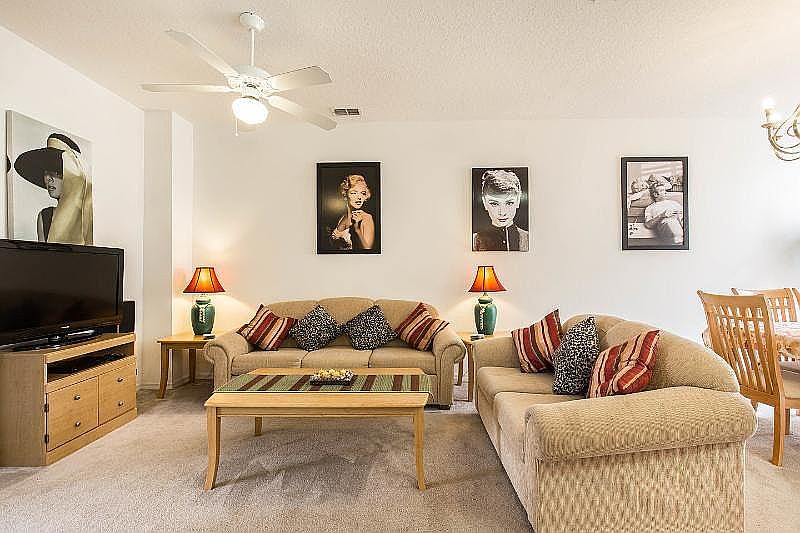1st image of 4736 Hemingway House St
