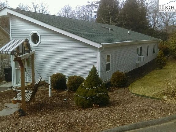 3rd image of 58 Elderberry Loop