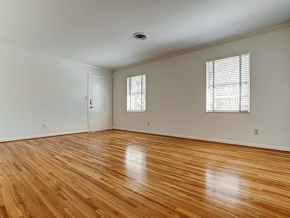 4th image of 3752 Country Club Dr APT C