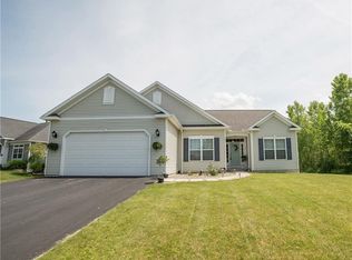 125 Forest View Ln, Minoa, NY 13116