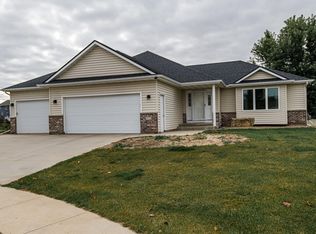 1970 Nova Ln SW, Rochester, MN 55902