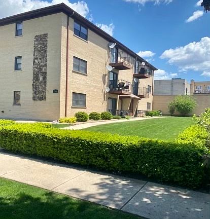 2nd image of 2545 N 72nd Ct APT 6