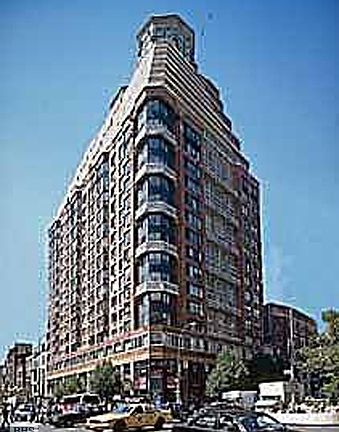 5th image of 201 W 72nd St APT 3E